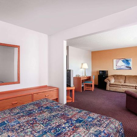Travelodge By Wyndham Deer Lodge Montana Zewnętrze zdjęcie