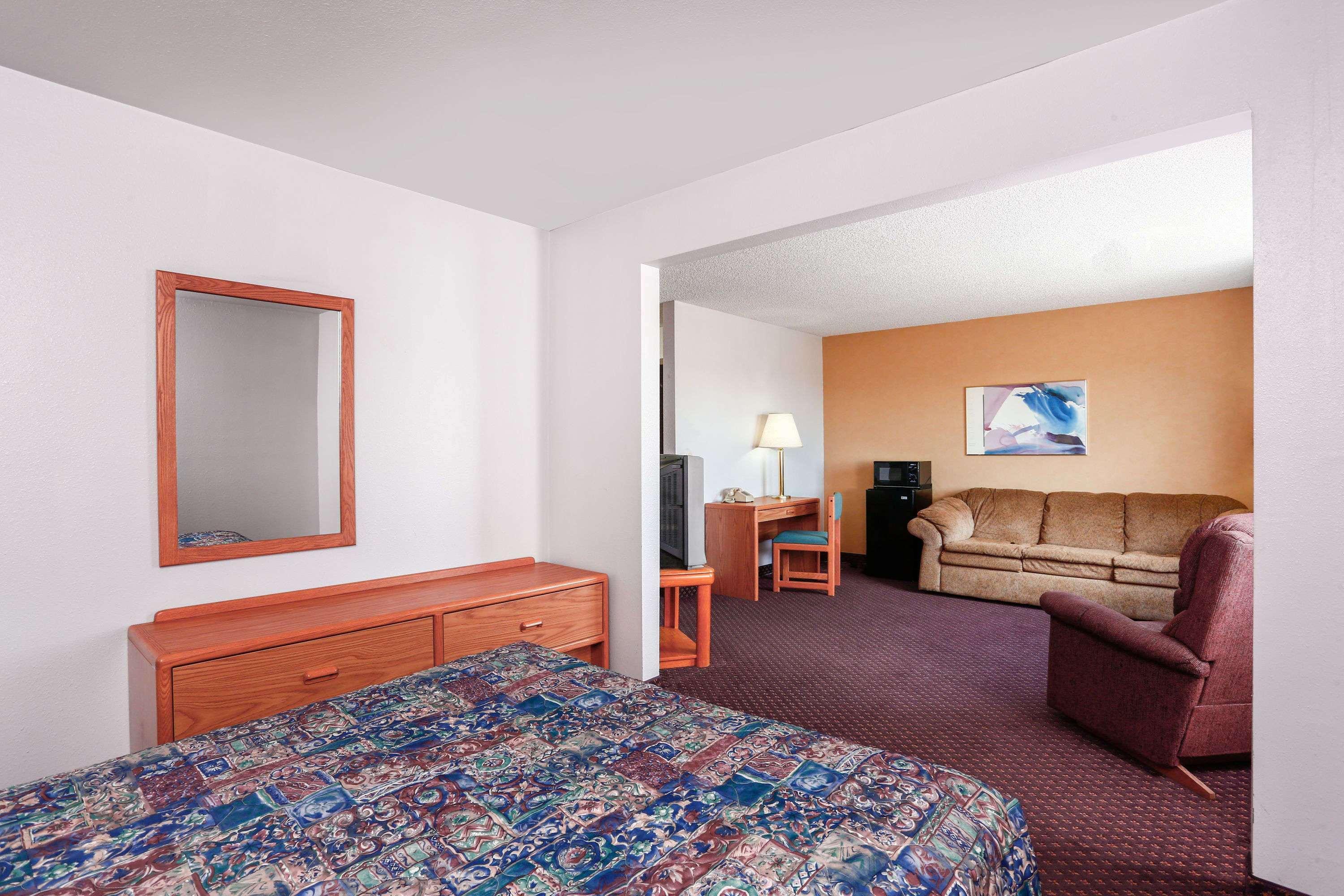 Travelodge By Wyndham Deer Lodge Montana Zewnętrze zdjęcie
