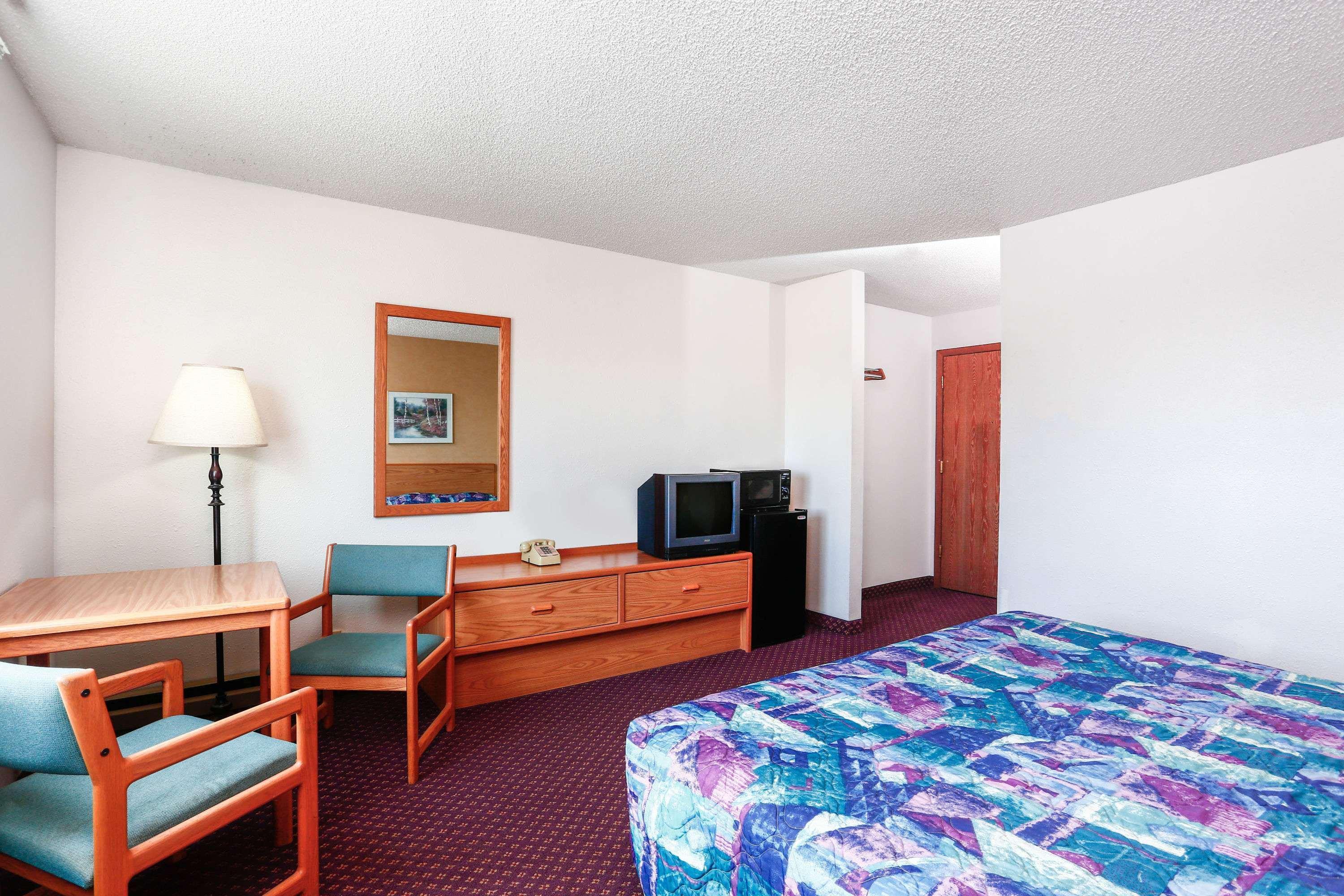 Travelodge By Wyndham Deer Lodge Montana Zewnętrze zdjęcie